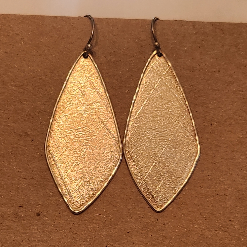 Silpada earrings .925 Sterling Silver